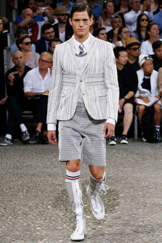 Moncler Gamme Bleu / - 2015